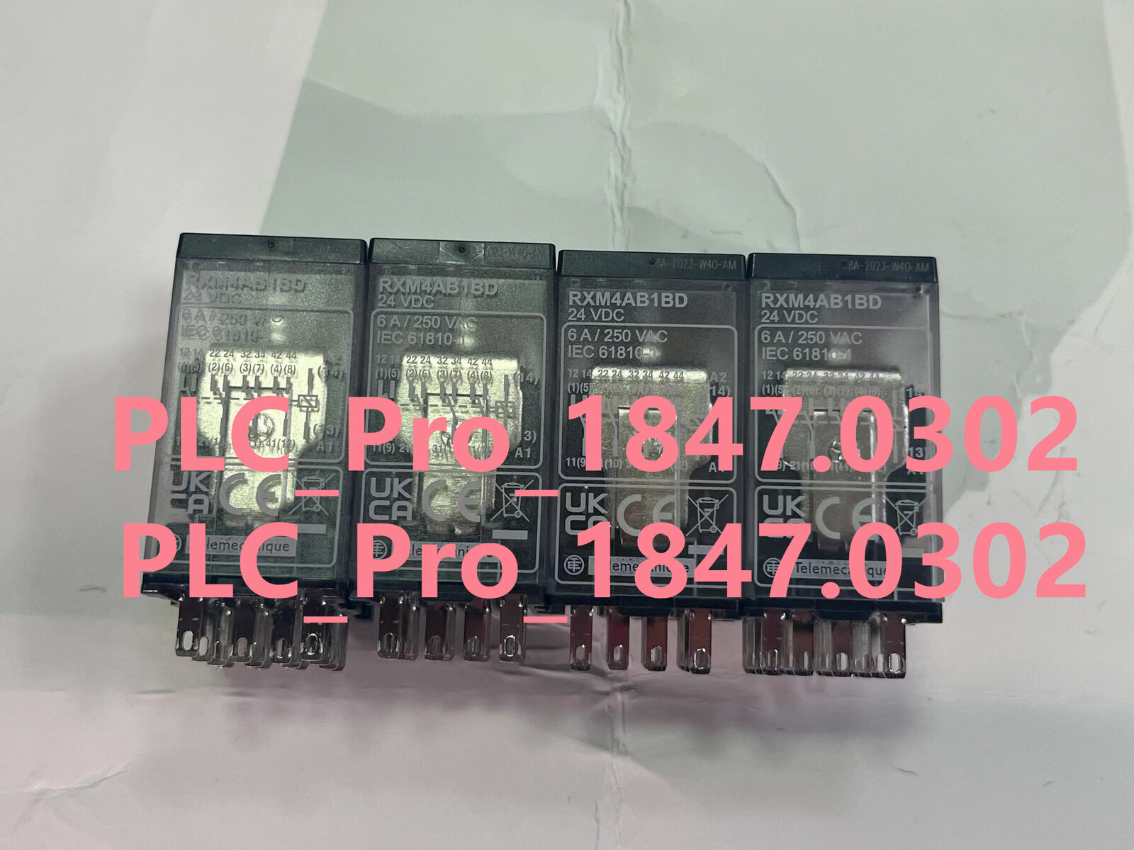 Schneider RXM4AB1BD 14-Pin Miniature plug-in relay
