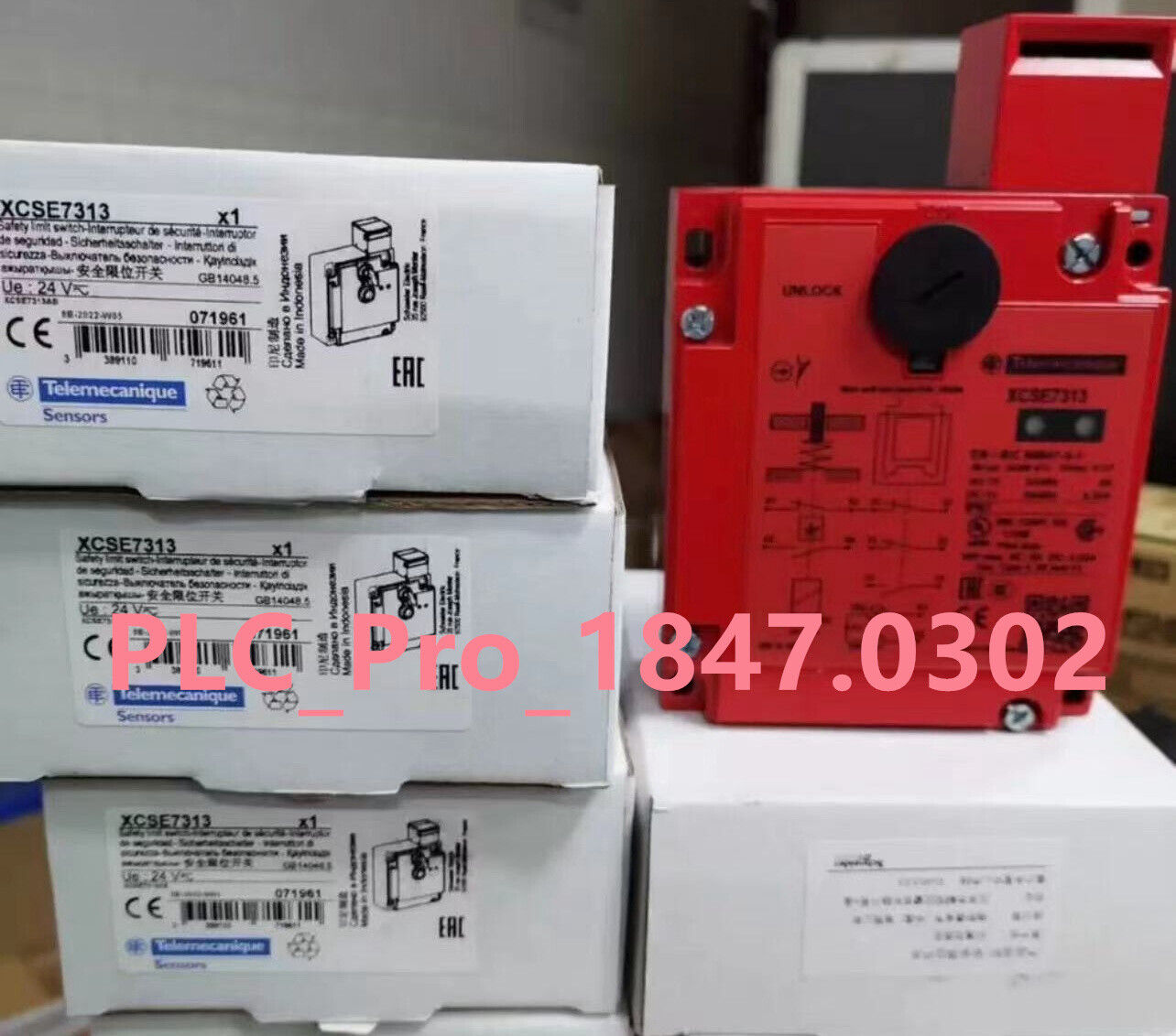 XCSE7313 Schneider Safety Interlock Switch XCSE7313 Providers